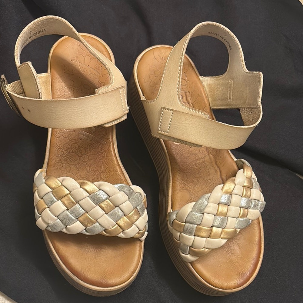 Chic Beige Sandals with Braided Straps